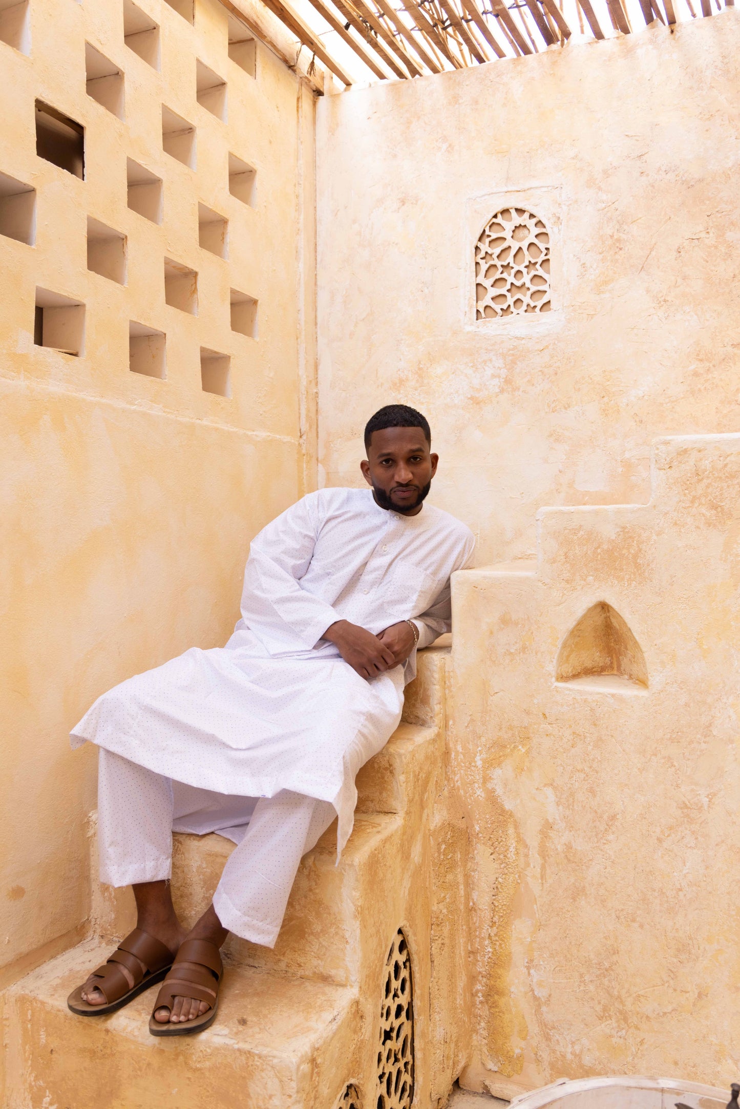 Ala Al Mizan - White and Blue Print