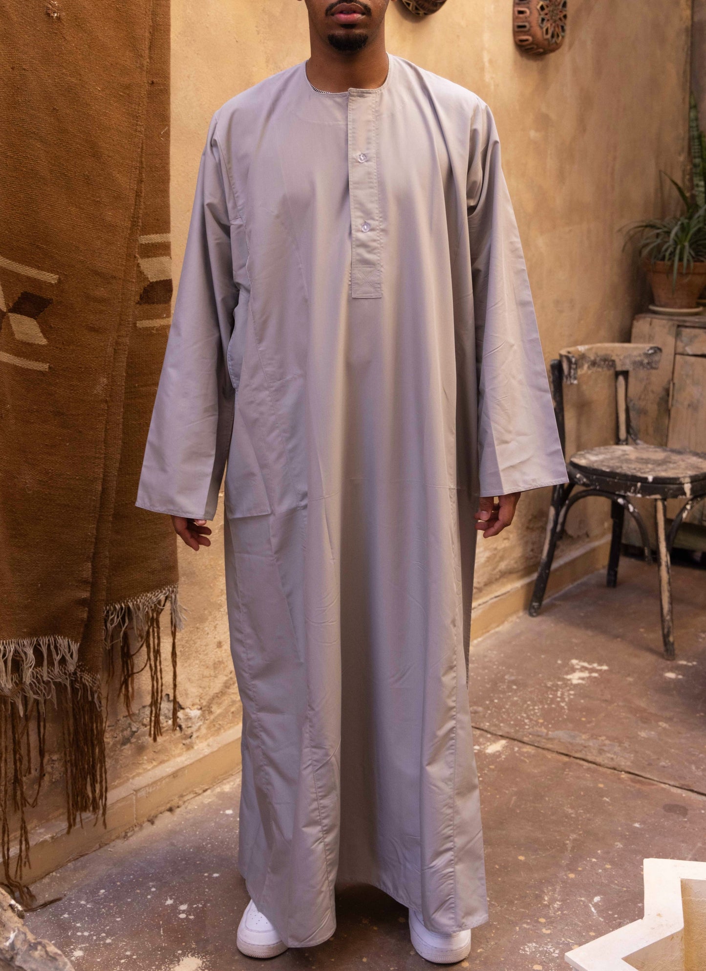 Jalabiya Al Asl - Stone